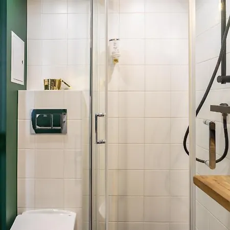 Golden - Stylish Luxury, Zlota Street ורשה